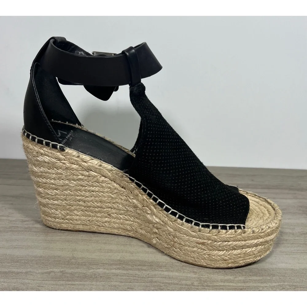 Marc Fisher Womens Annie Black Perforated Leather Sz 9.5